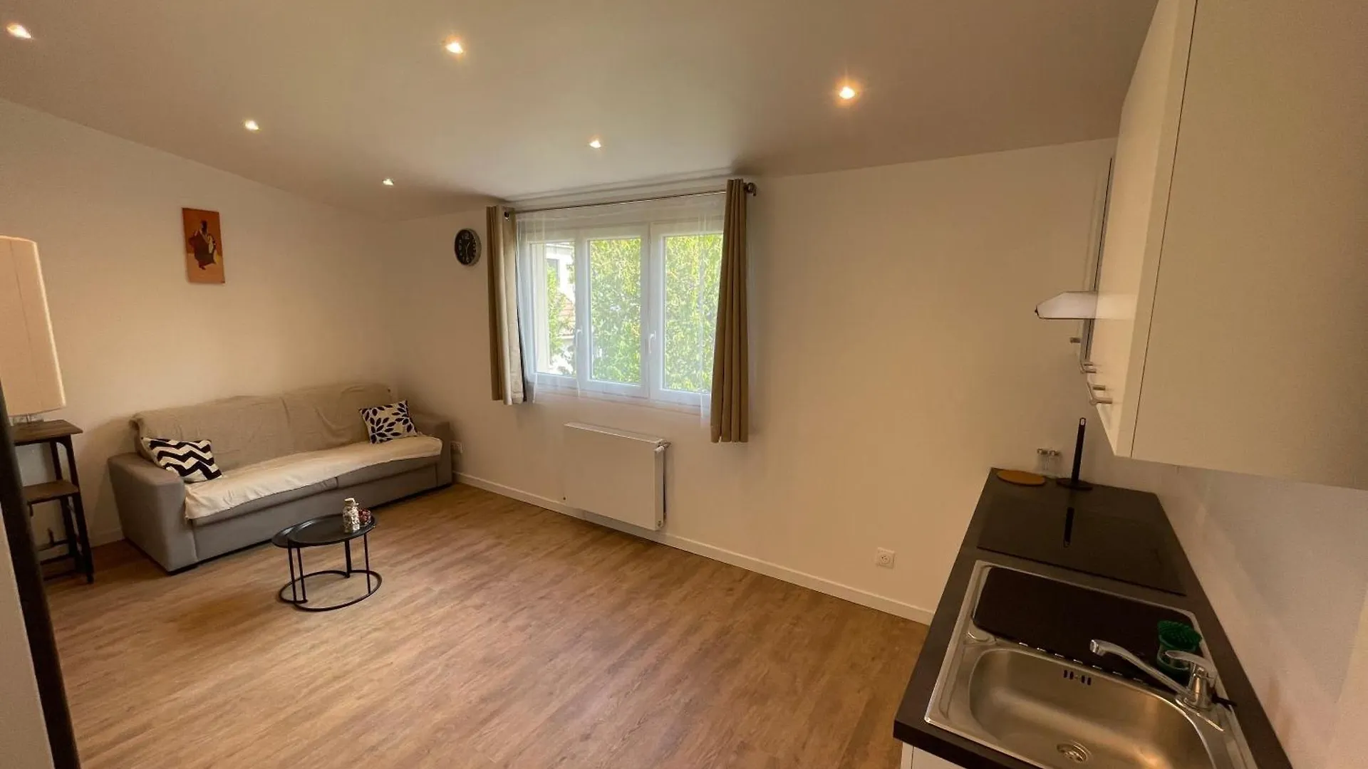 Massy Appart Hotel Apartment